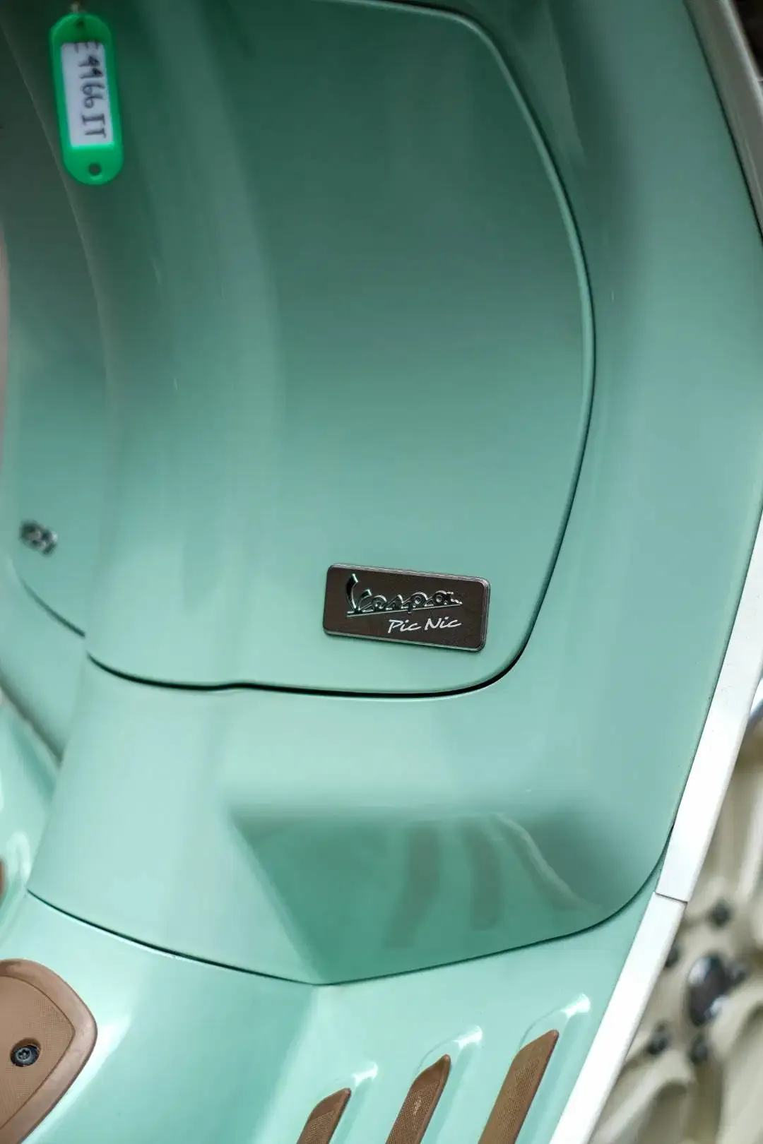 VESPA PIAGGIO PICNIC HIJAU MINT GREEN MINT RELAX GREEN NIK 2021 - Image 8 of 10