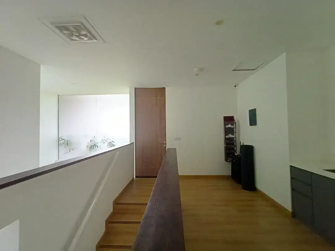 SHM 5,5 Milliar Rumah Style Villa di Renon dengan View Sawah - Image 10 of 10