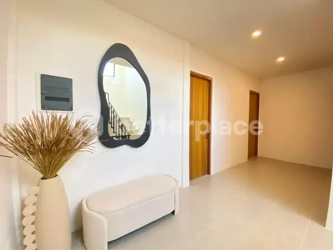 Elegant Modern Villa in Cemagi, Canggu 4 Bedrooms Just 300 Meters from the Beach - Image 9 of 10