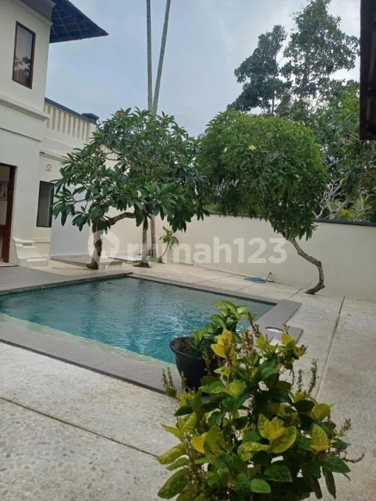 Villa For Rent At Prime Location In Complex Area At Jimbaran - Image 2 of 4