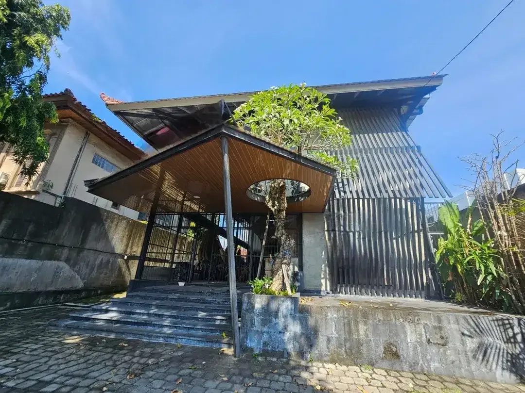 Disewakan tempat usaha ex resto dekat pelabuhan Sanur - Image 2 of 5