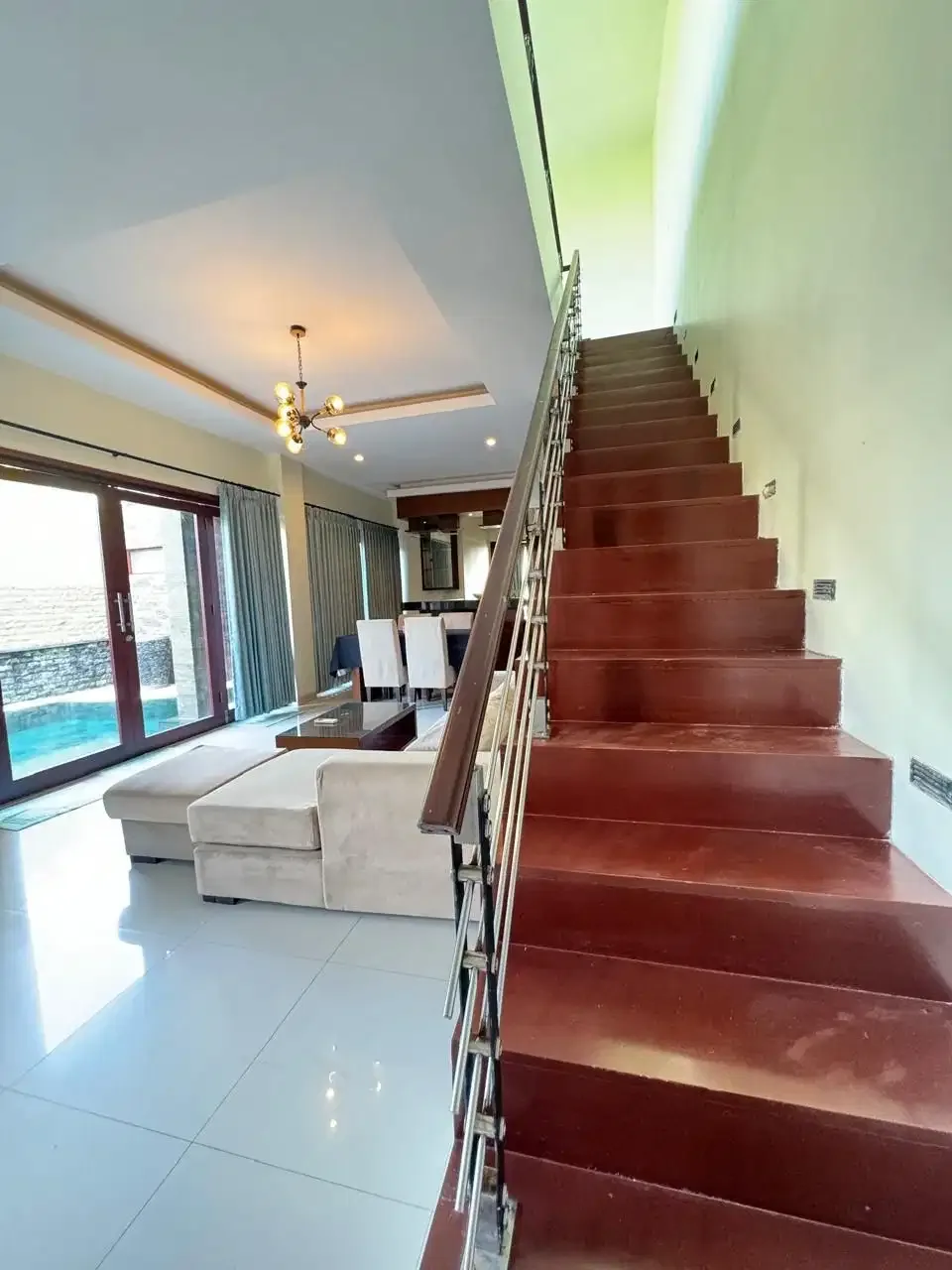 Villa 5 bedroom dekat pantai Ketewel Gianyar Bali - Image 4 of 10