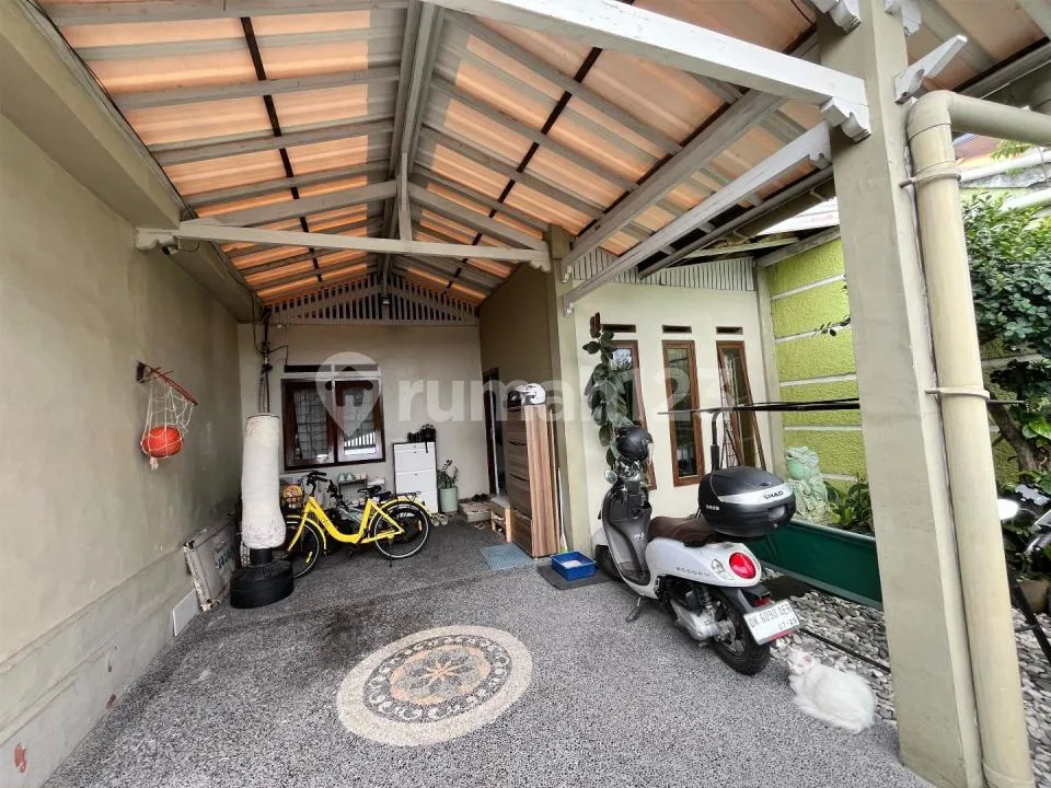 Rumah 1 Lantai Strategis di Gatot Subroto, Denpasar Utara - Tenang, Nyaman, Siap Huni - Image 1 of 4