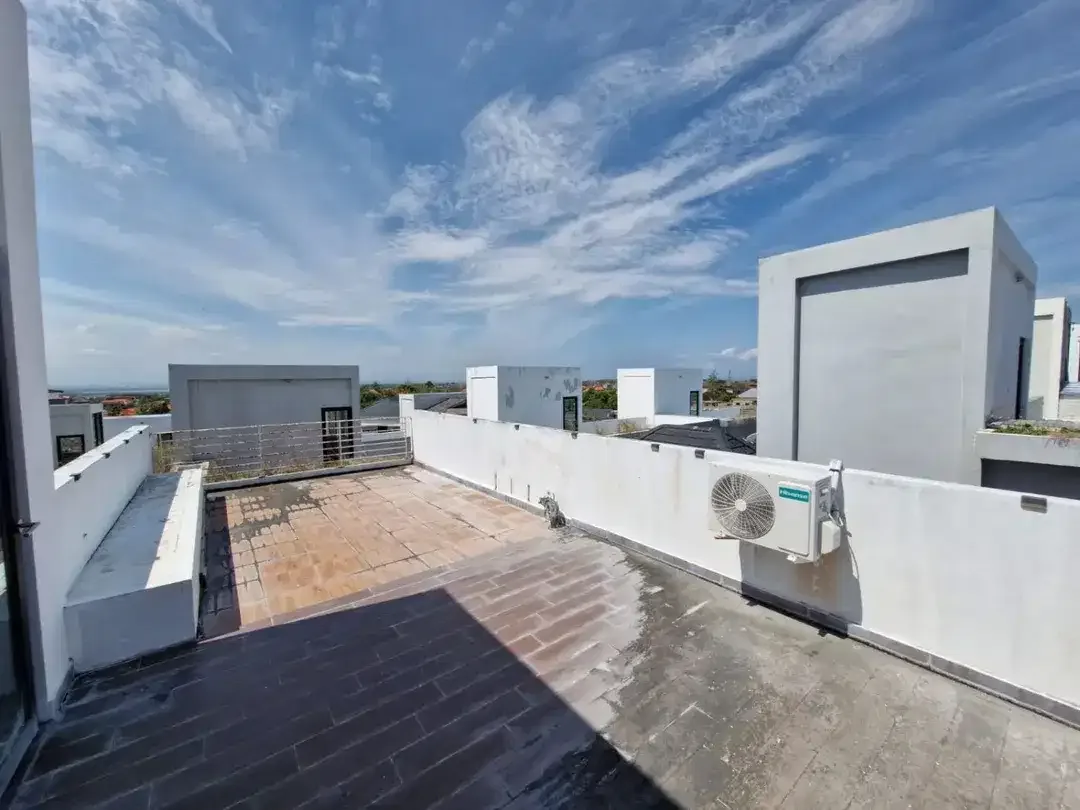 VILLA READY UNIT BIG POOL 3BR OCEAN VIEW KAWASAN NUSA DUA BALI - Image 9 of 10
