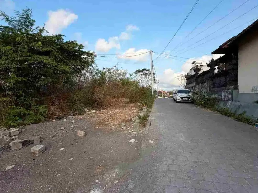 Jual Hook Tanah Luas 274m/2.7are Lokasi Jl Bukit Hijau Jimbaran cocok untuk di buatkan Koskosan atau Investasi lain - Image 3 of 5