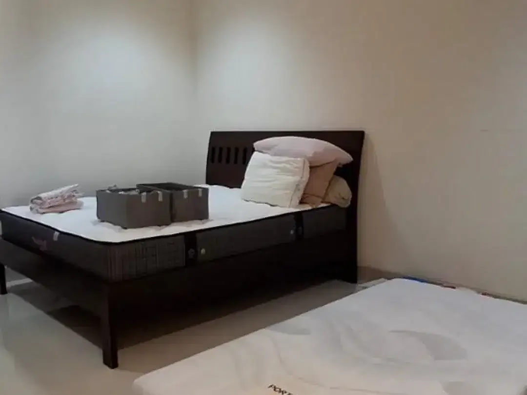 Dijual rumah modern 4 bedroom halaman luas di Denpasar selatan Bali - Image 6 of 10