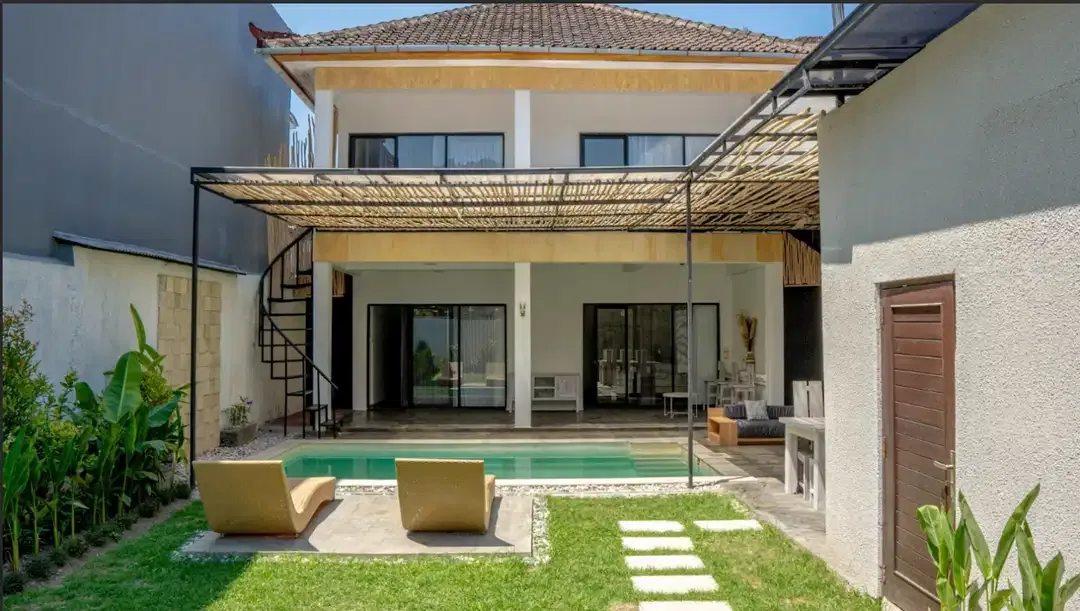 VILLA for Rent at Seminyak Kuta - Image 2 of 8