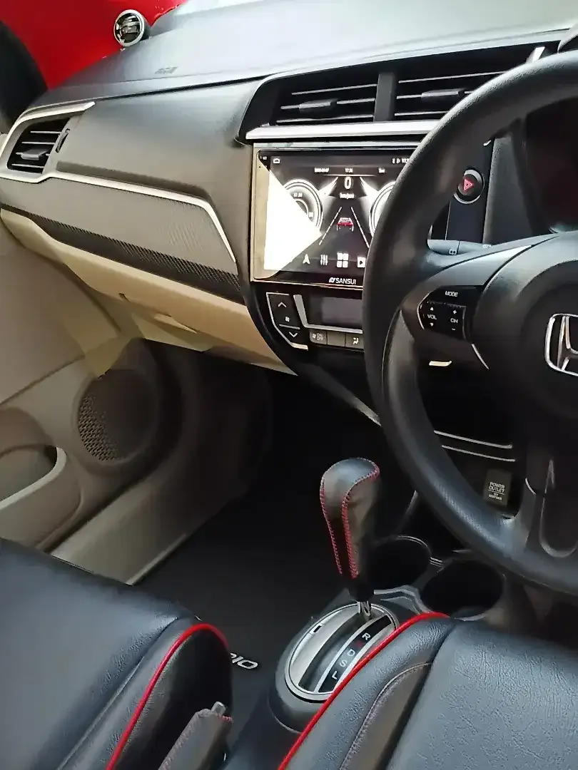 HONDA BRIO UP RS AUTOMATIC ASLI BALI LOW KM - Image 9 of 10