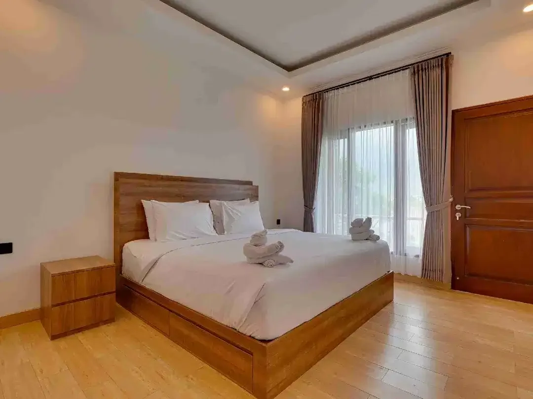 DiSEWAKAN VILLA MODERN DI SEMINYAK - Image 7 of 10