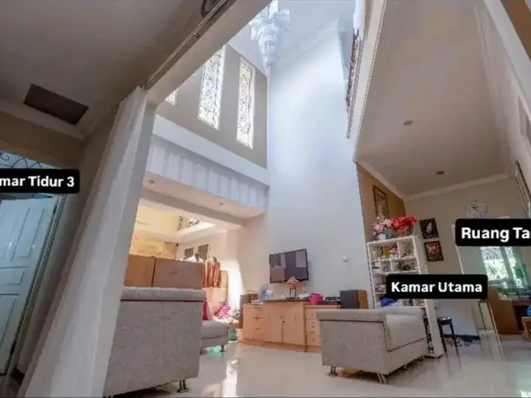 FREEHOLD  Di jual Rumah Lantai 2 Lokasi di buluh Indah Gatsu barat denpasar - Image 6 of 10