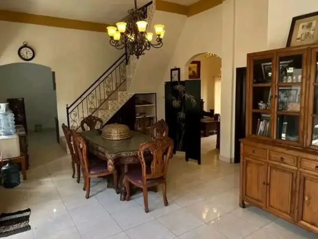 RUMAH 2 LANTAI TUKAD BADUNG RENON DENPASAR, BALI - Image 3 of 7