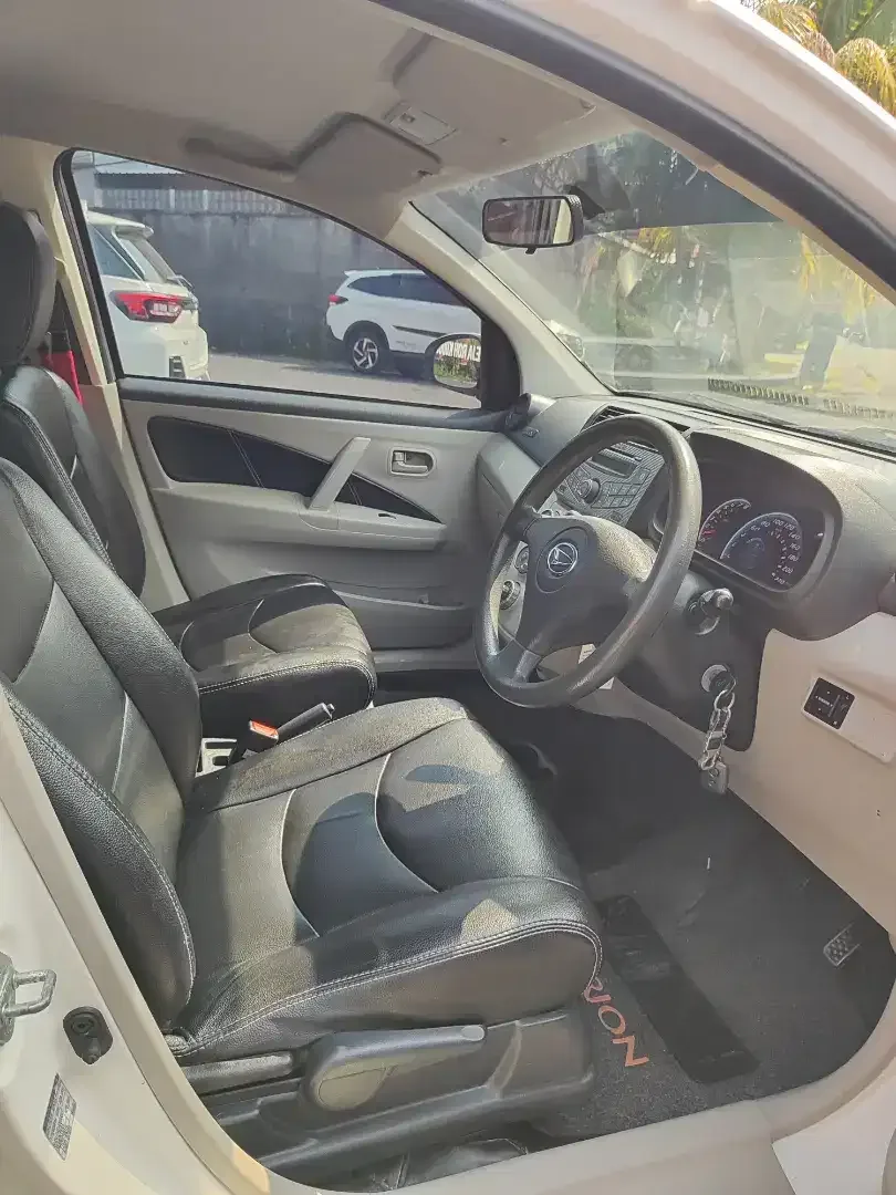 Daihatsu Sirion PMK 2014 Automatic - Image 4 of 10