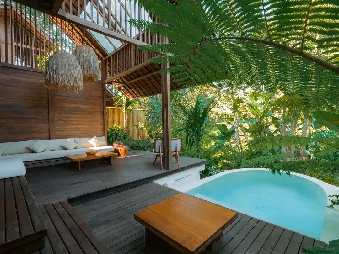 Elegant Leasehold Villa with River & Jungle Views in Ubud - Image 8 of 10