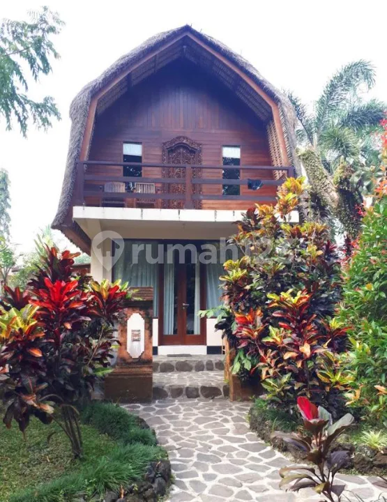 Dijual Tanah Bonus Bangunan Villa Lumbung di Jalan Utama Sanggingan Ubud Lokasi Strategis Untuk Bisnis - Image 3 of 4