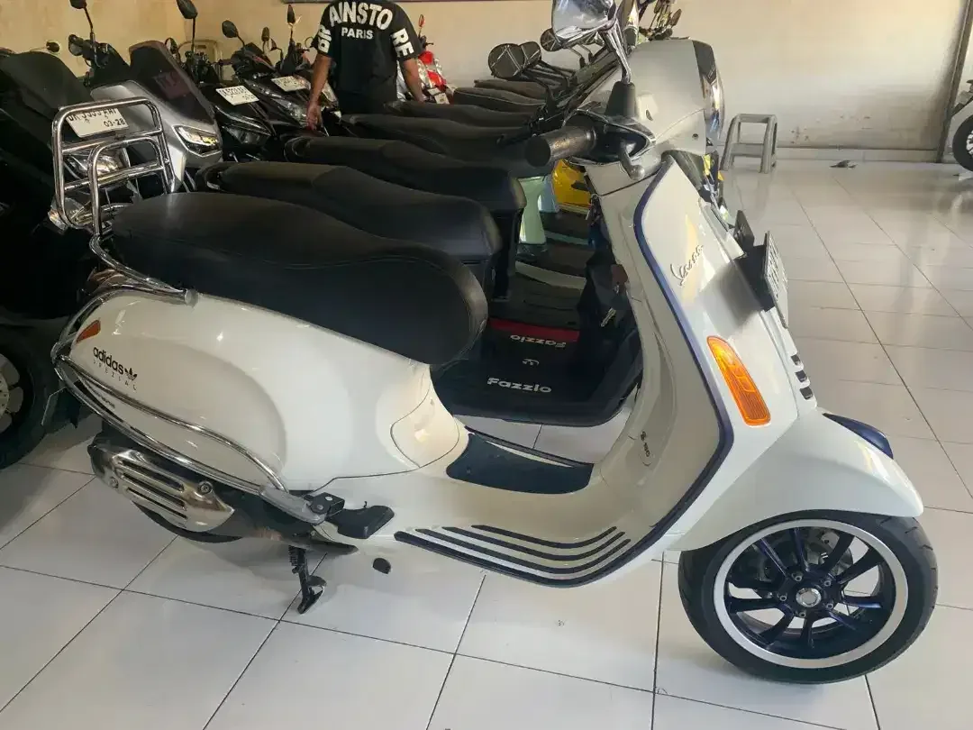 VESPA PRIMAVERA IGET 2022/YADNYA MOTOR - Image 3 of 3