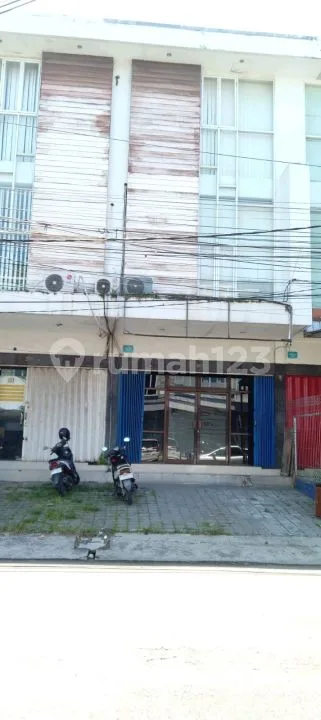 Ruko 3 Lantai Dijual Di Padangsambian - Denpasar Barat - Image 1 of 1