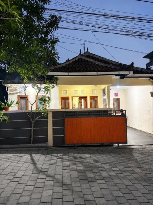 Rumah Dijual Lokasi Padang Sambian Denpasar Barat - Image 1 of 4