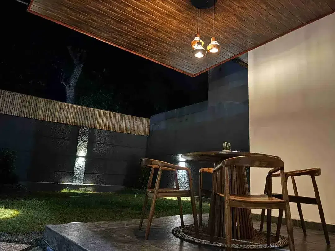 HOUSE FOR SALE IN KAMPIAL NUSA DUA - FULLY FURNISHED - Image 8 of 10
