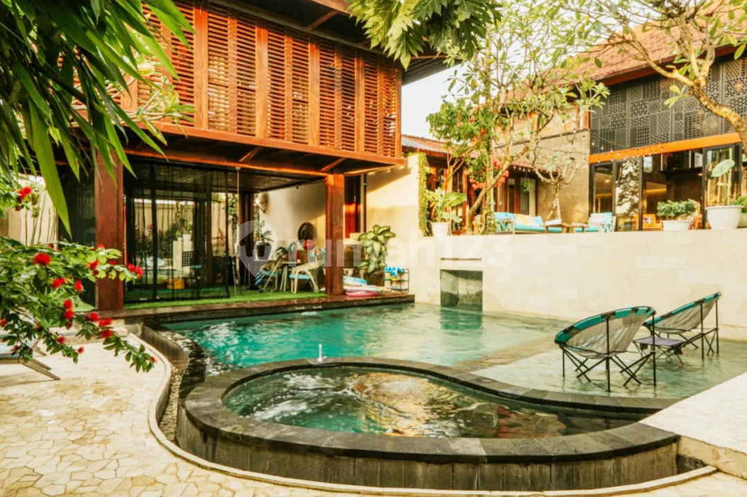 Beautiful House In Umalas , Kerobokan, Badung - Image 2 of 4
