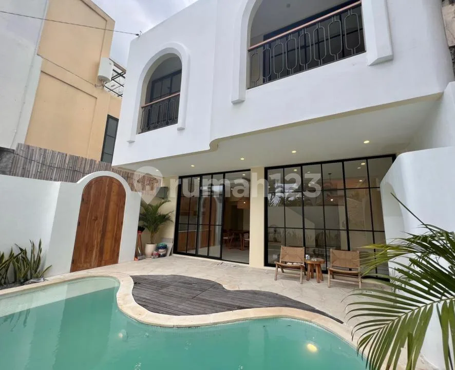 Brand New Mediteranian Villa 2 Bedrooms 137M2 Babakan Canggu - Image 1 of 4