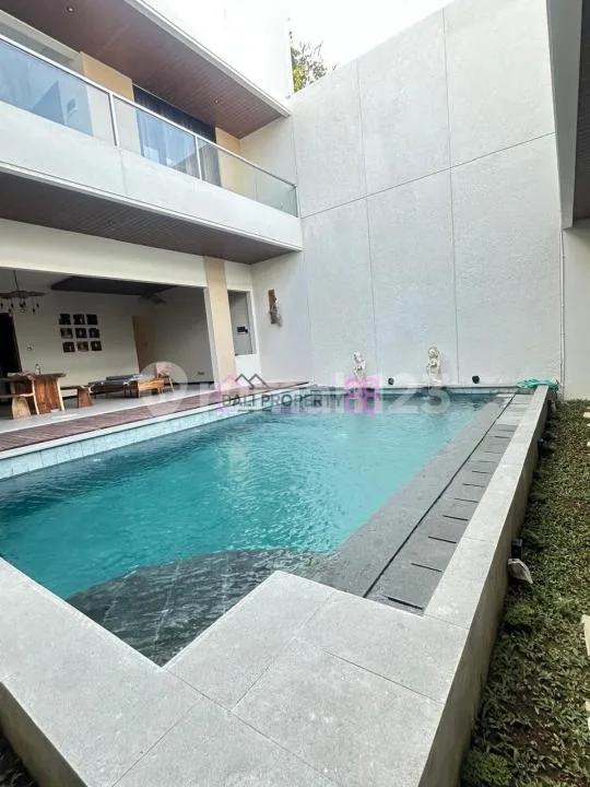 Villa Minimalis Modern Mewah dengan Private Pool dan View Laut | 4 KT di Ungasan Kuta Selatan - Image 3 of 4