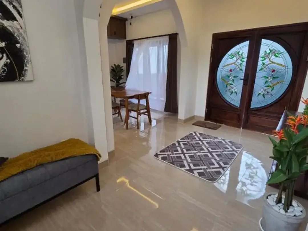 BRAND NEW MODERN TROPICAL VILLA IN BALANGAN PRATAMA JIMBARAN - Image 5 of 10