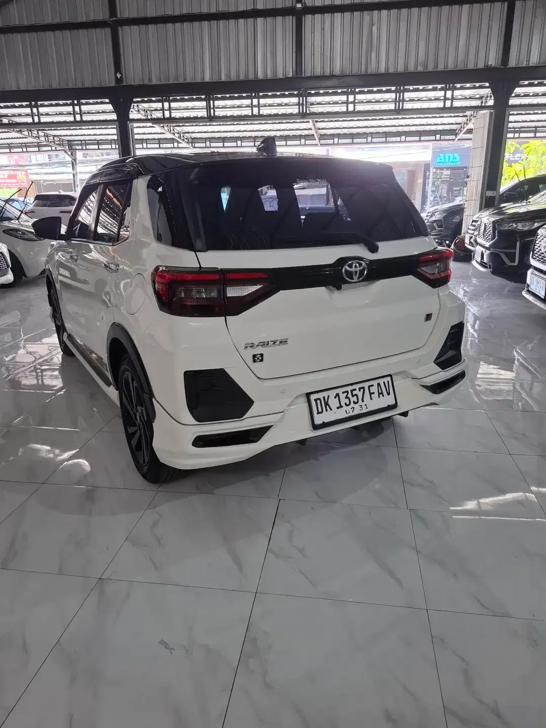 Toyota Raise Gr two tone - Image 3 of 6