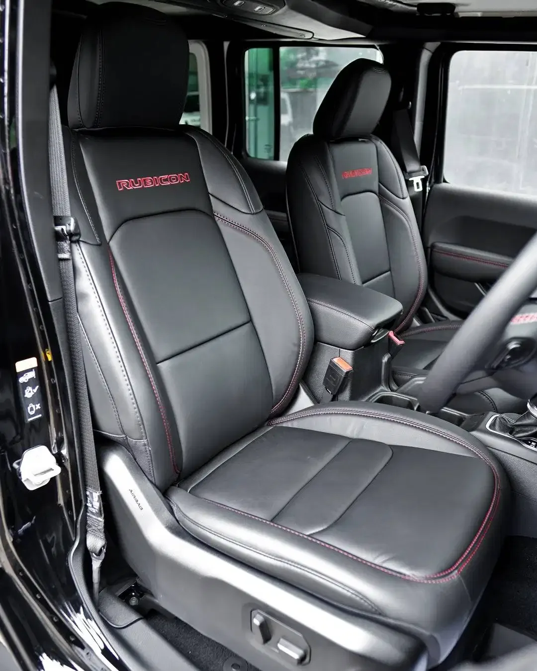 jeep Wrangler Rubicon 2.0 4-Doors (JL)   NIK 2026  Delivery Mileage - Image 7 of 10