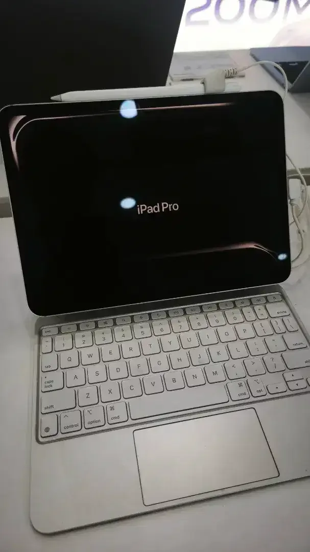 Readyyy iPad Pro M5.Bisa cicilan syarat KTP saja - Image 1 of 1