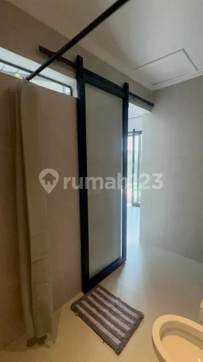 Villa Luxury Kolam Renang Berlokasi Di Sanur Bali 180.0 MÂ² Shm - Image 4 of 4