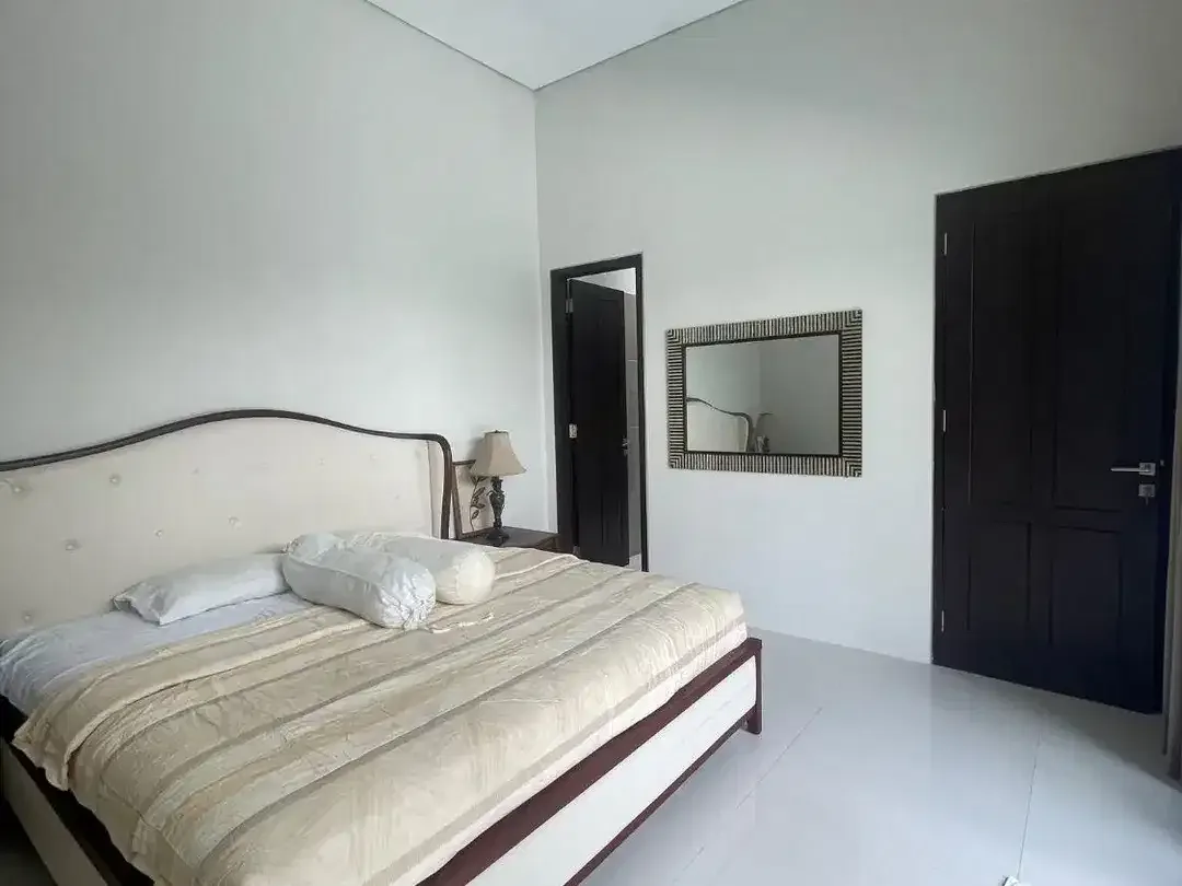VILLA MODERN MINIMALIS DI GEDONG SARI MUMBUL NUSA DUA BALI - Image 7 of 10