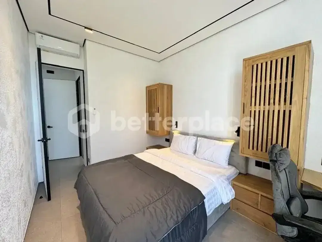 Sophisticated Tropical Sanctuary 3-Bed Villa in Prime Seminyak Offering Contemporary Luxury Living and Strong Bali Rental Returns - Image 8 of 10
