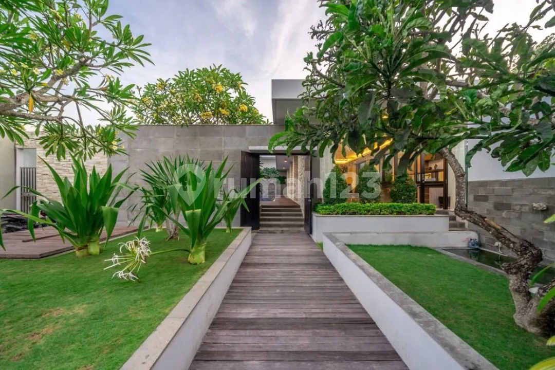 Villa Unique Dna Moderen Style - Image 2 of 4