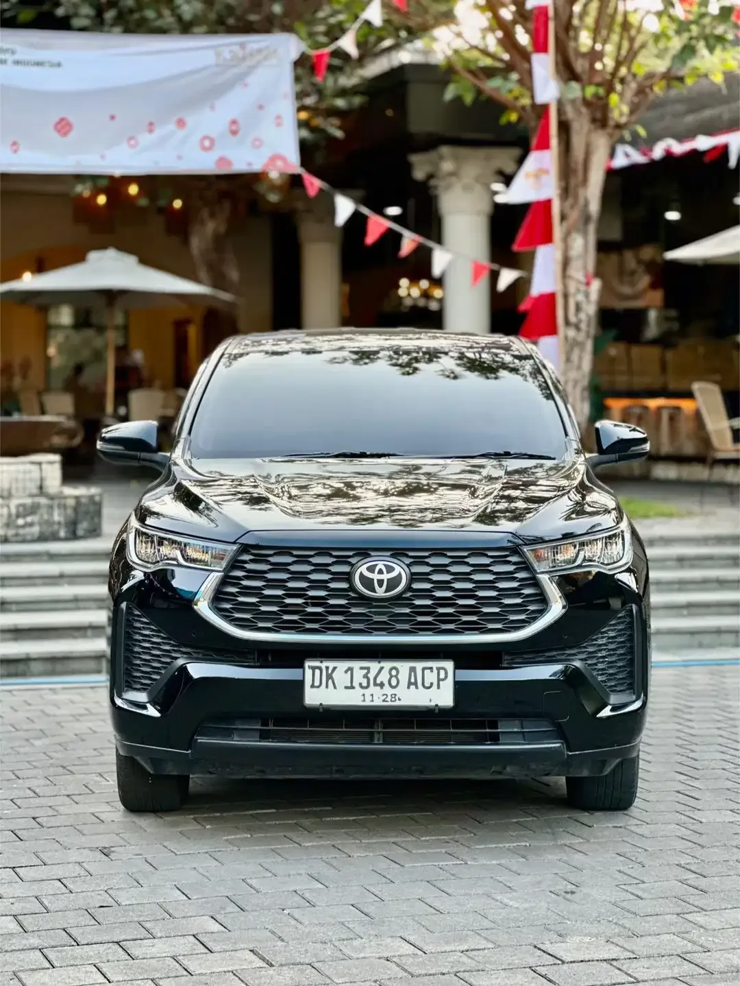 INNOVA ZENIX 2.0 V AT BENSIN 2023 HITAM ASLI BALI - Image 3 of 10