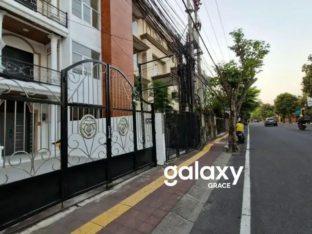 JUAL SEWA  RUKAN 4 LANTAI MODERN STRATEGIS DI PONEGORO DENPASAR - Image 3 of 9