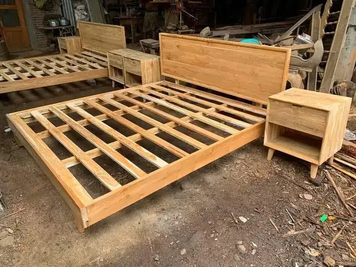 Tempat tidur minimalis dan meja nakas - Image 2 of 2