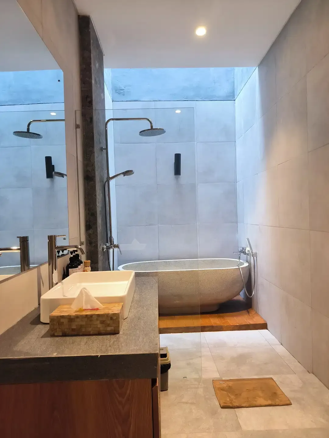 VILLA READY BARU 2 BR PRIVAT POOL LOKASI STARTEGIS CANGGU - Image 6 of 10