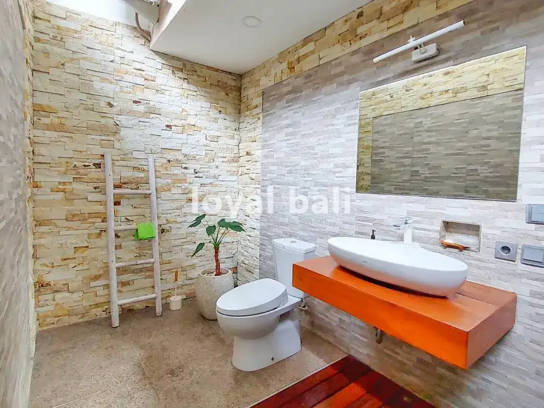 Villa, Stylish and Elegant Villa in Jimbaran, Bali - Image 9 of 10