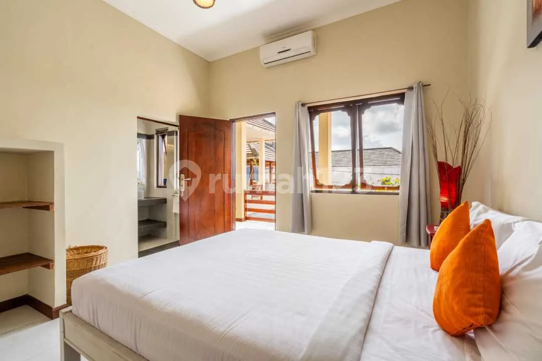 Vila For Rent Long Term In Bukit Jimbaran - Image 2 of 4