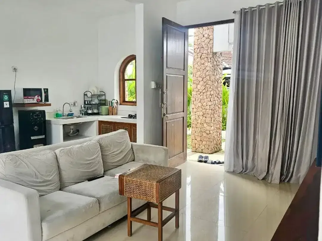 RUMAH BU SIAP HUNI DALAM KOMPLEKS SHM DI JIMBARAN - Image 3 of 10