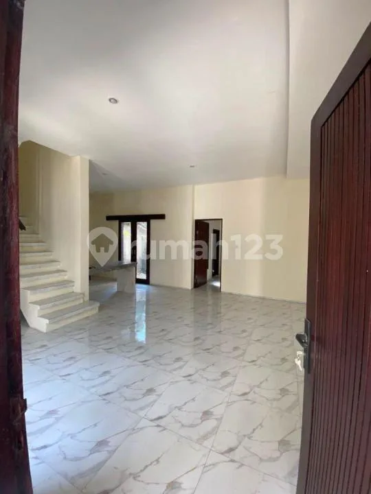 Rumah Jual Lokasi Denpasar Barat - Image 2 of 4