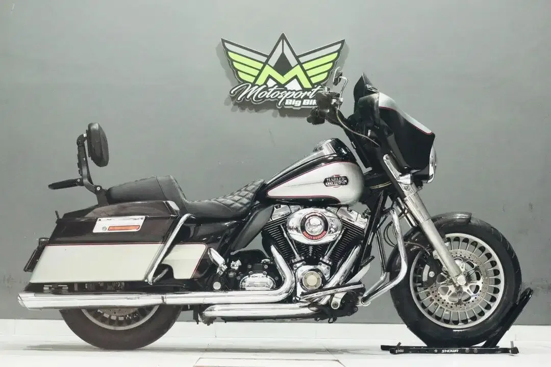 Harley Davidson Ultra Classic, Street Glide, Roadking - Image 2 of 8