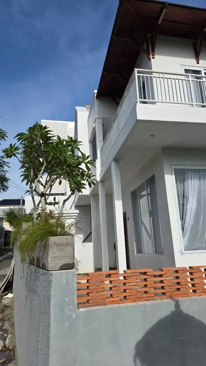 DIJUAL CEPAT VILLA UBUD CANTIK 2 LANTAI FULL FURNISHED - Image 2 of 10