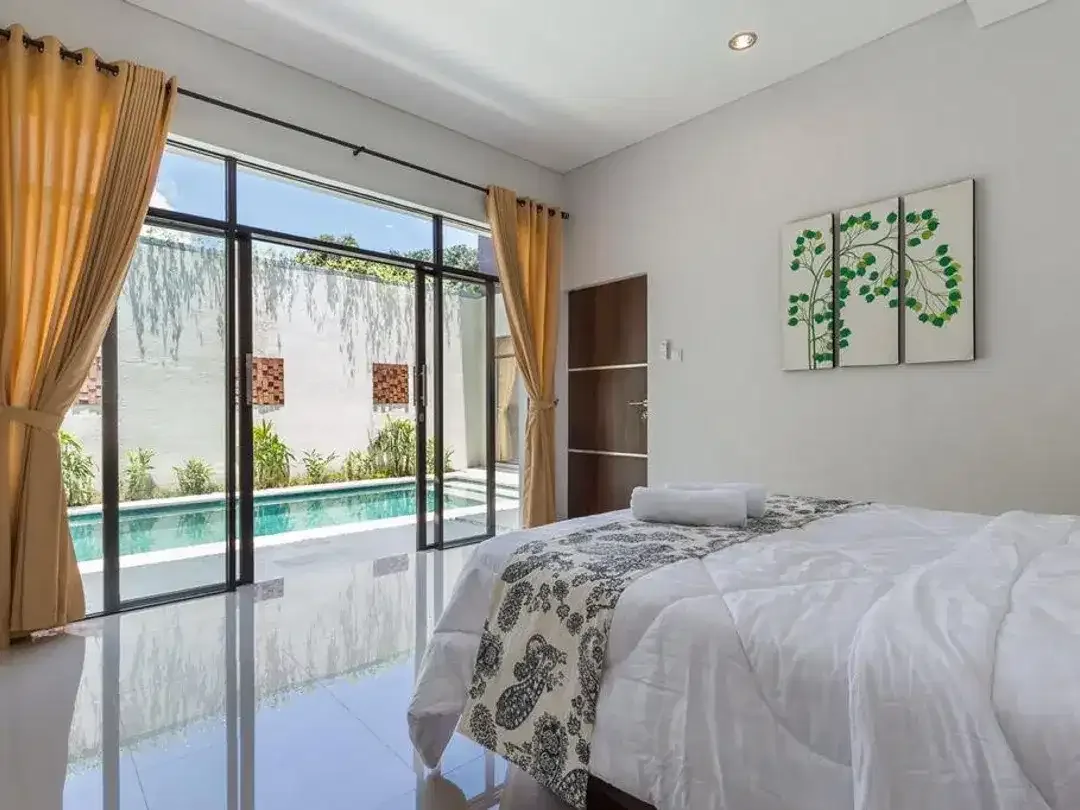 4 BR villa in Kerobokan Seminyak - Image 9 of 10