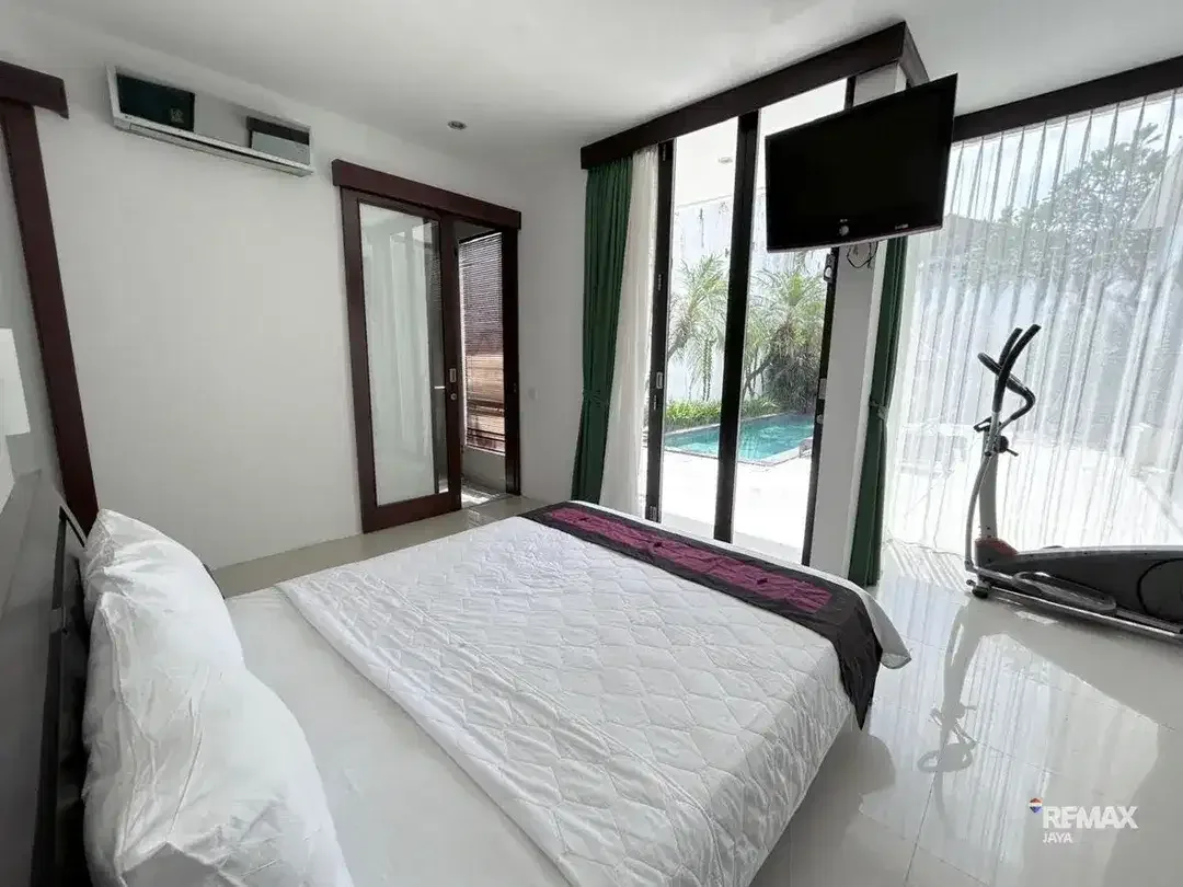 VILLA A LUXURY  FOR RENT  IN KEROBOKAN - Image 4 of 8