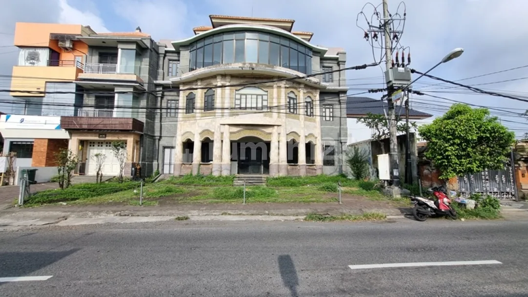 LOKASI PREMIUM!! GEDUNG BESAR di SENTRAL RENON, Denpasar Timur - Image 2 of 4