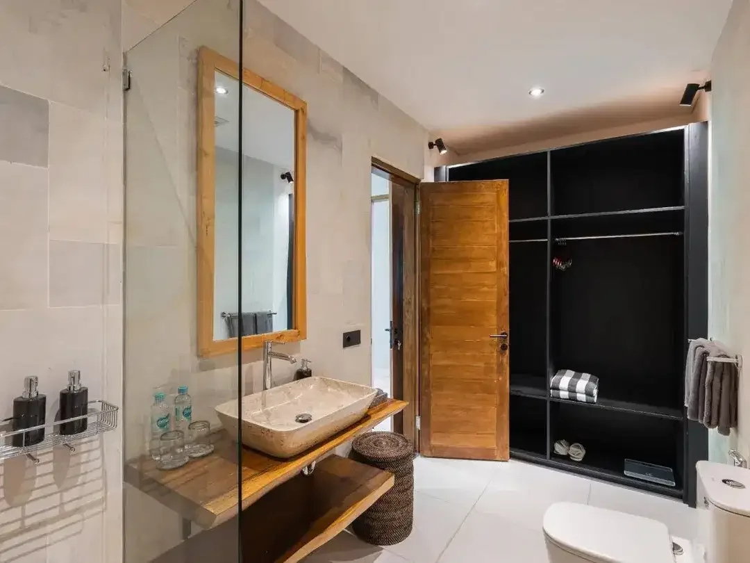 Di Sewakan / di Jual Villa 3 Bedroom - Lokasi Umalas Bumbak - Bali - Image 5 of 10