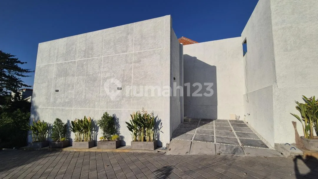 Dijual Brand New Villa Lokasi Strategis di Kutuh, Nusa Dua, Bali - Image 2 of 4