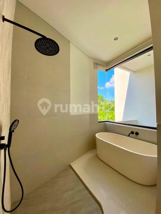 Brand New Mediterranean Villa di Area Canggu - Image 3 of 4