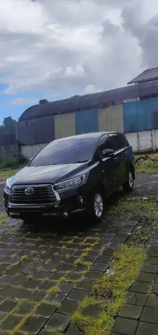 Toyota Kijang Innova Reborn 2.0 G Bensin Manual 2017 Hitam - Image 3 of 8